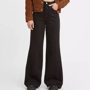 Levi’s Premium High Loose Flare Jeans Size 29